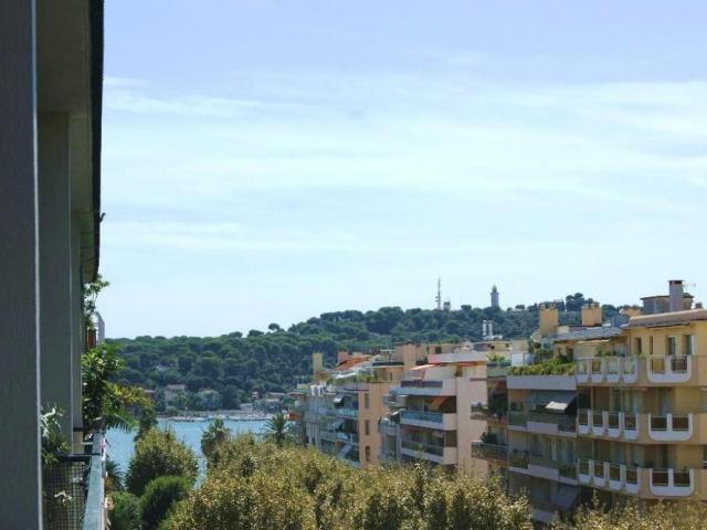 Апартамент с видом на море