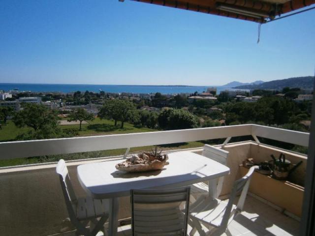 Апартамент с видом на море