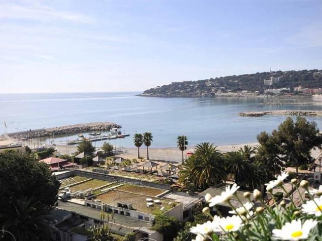  квартира с видом на море пляж